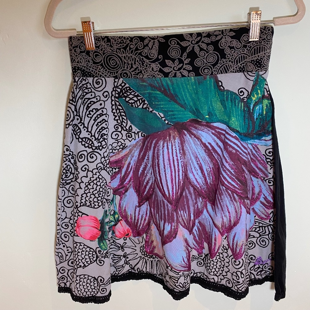 Desigual Multicolor Black Purple Green Skirt Size M